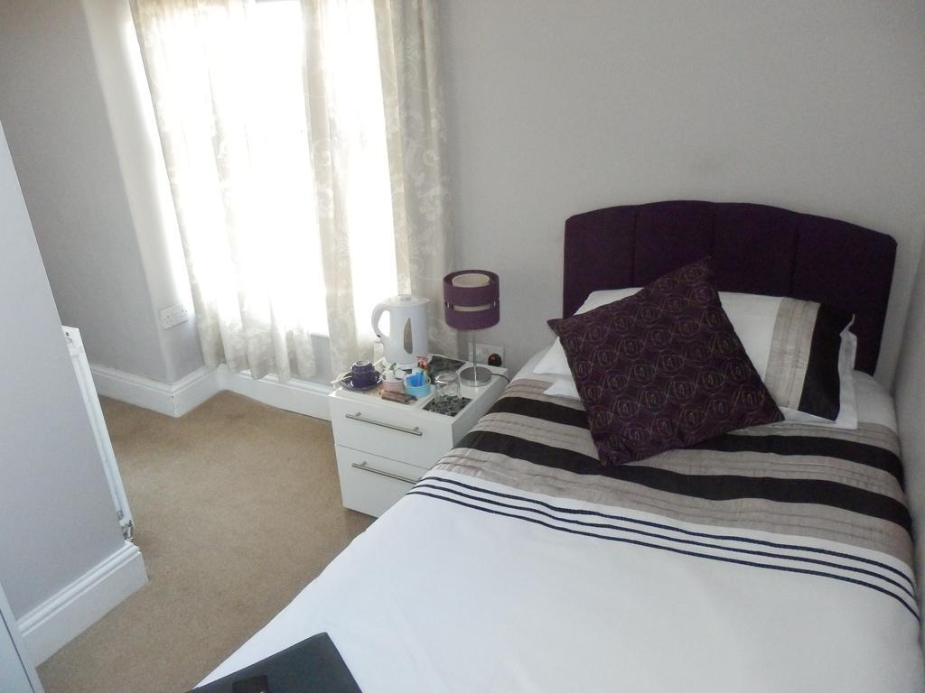 The Monarch Bed & Breakfast ลิธึม เซนต์ แอนน์ส ภายนอก รูปภาพ