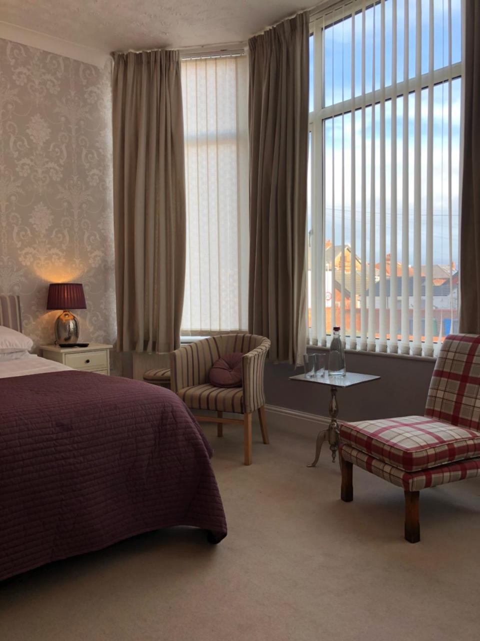 The Monarch Bed & Breakfast ลิธึม เซนต์ แอนน์ส ภายนอก รูปภาพ